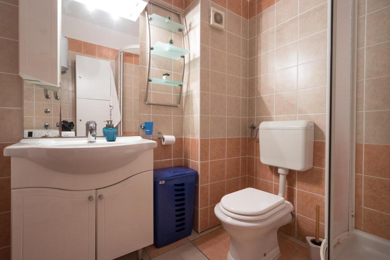 Apartman Nena Turanj Exterior foto