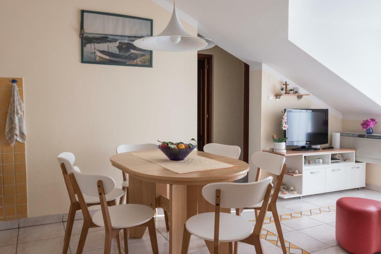Apartman Nena Turanj Exterior foto